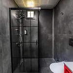 The Luxury Shelters Guest house Kas