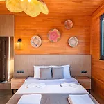 The Luxury Shelters Guest house 3*