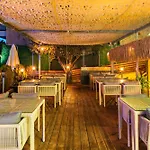 The Luxury Shelters 3*
