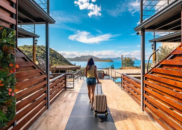 The Luxury Shelters 3* カシュ