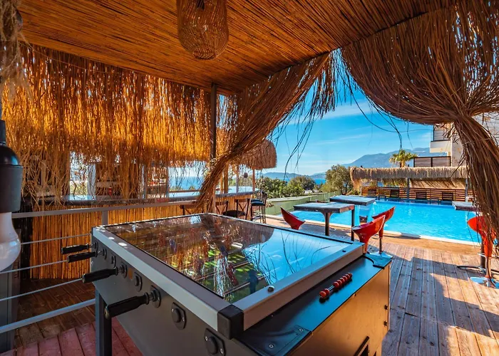 ゲストハウス The Luxury Shelters