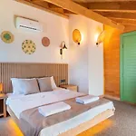 Gasthuis The Luxury Shelters 3*