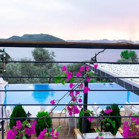 The Luxury Shelters Guest house Kas