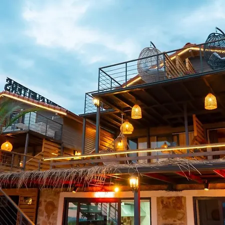 Otel The Luxury Shelters 3*