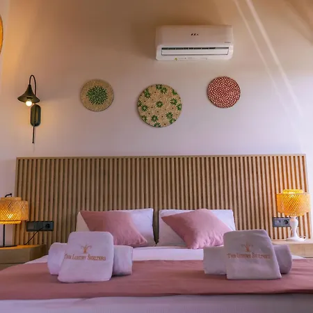 The Luxury Shelters Guest house Kas