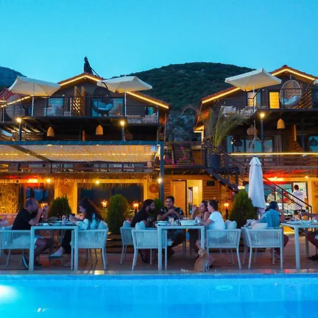 The Luxury Shelters Guest house Kas