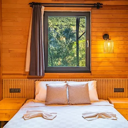 The Luxury Shelters 3* Kaş
