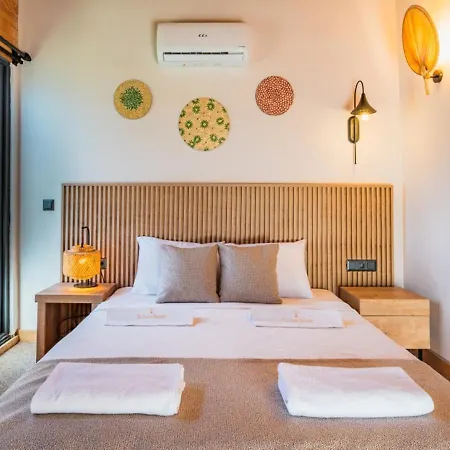Konukevi The Luxury Shelters 3*