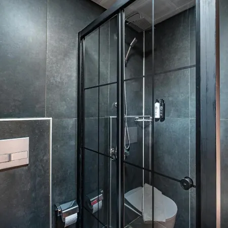 The Luxury Shelters Konukevi 3*