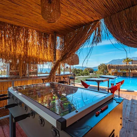 Konukevi The Luxury Shelters