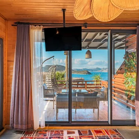 The Luxury Shelters Konukevi 3*